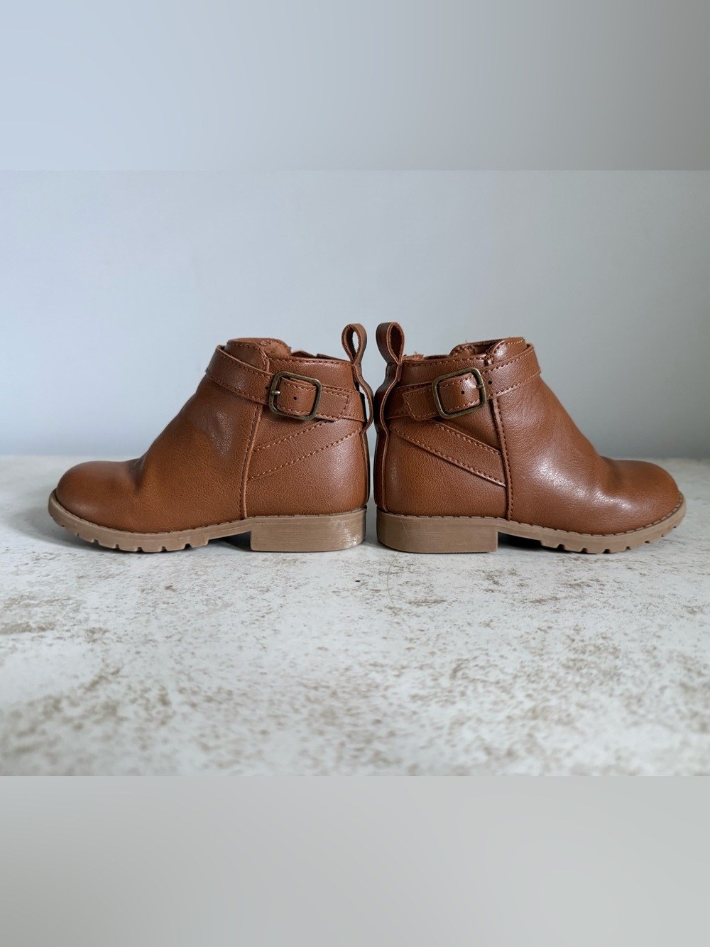 Old Navy Toddler Ankle Booties, Size 8 - Picture 6 of 12